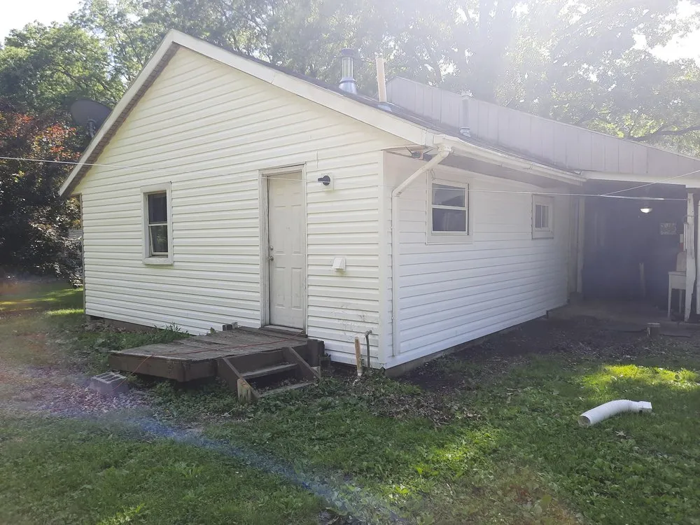 Professional lawn mowing service for homes across Akron, OH - Tomblins Handyman Work