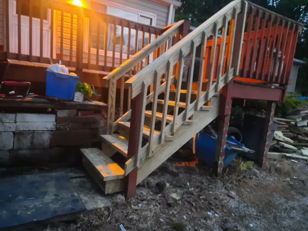 Top-rated garden landscaping in Akron, OH by Tomblins Handyman Work