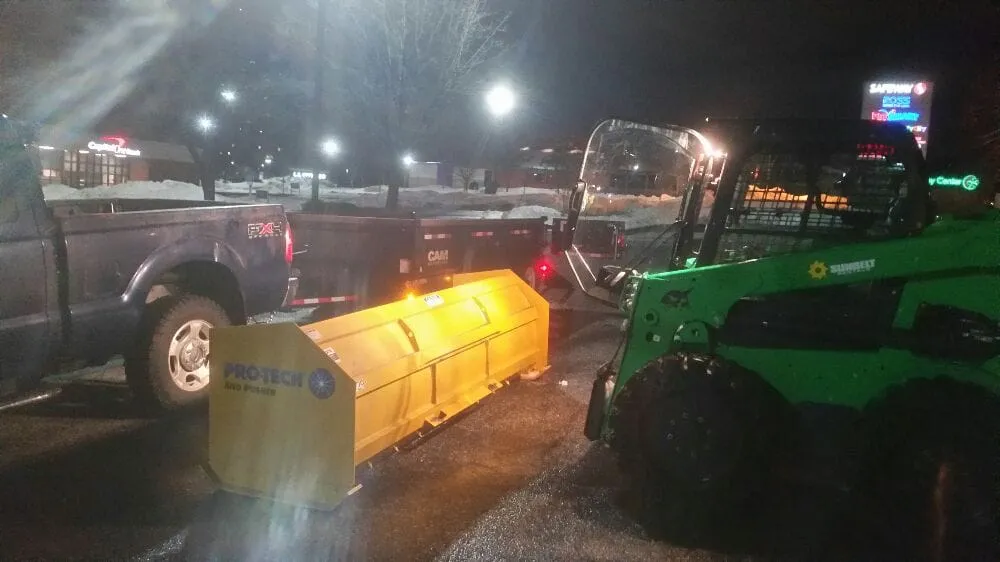 Top-rated yard cleanup service for homes across Lakeview, NY - Tomczak's Lawn Care