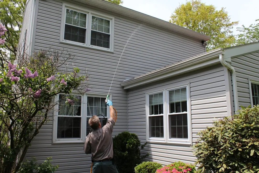 Trusted yard cleanup service experts serving Lancaster, PA - Tomlinson Bomberger Lawn Care & Landscape