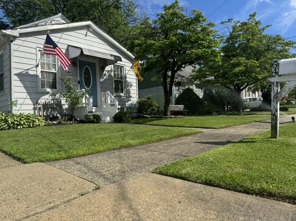 Expert landscape design in Trenton, NJ - Tommy Grass