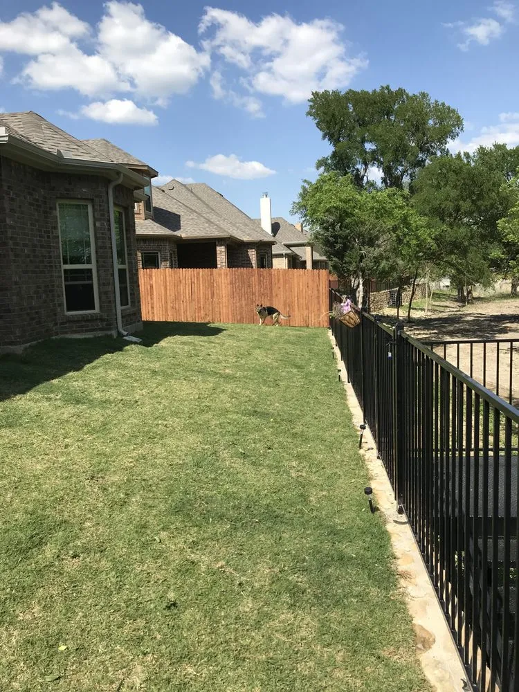 Top-rated landscaping services experts serving Midlothian, TX - Tommy LoCastro Landscaping