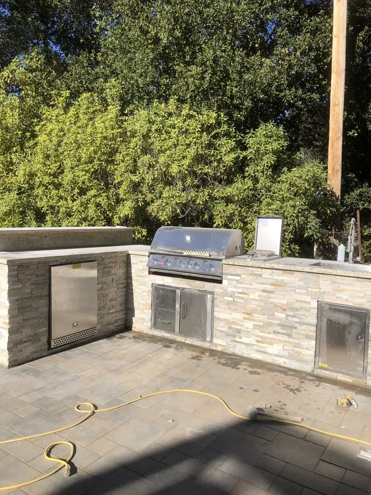 Affordable lawn care service in Hayward, CA by Tommy Tran Landscaping