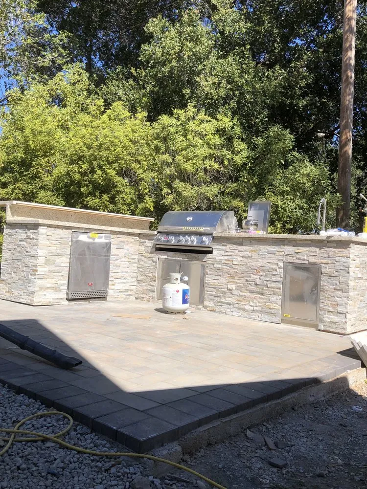 Professional yard cleanup service in Hayward, CA by Tommy Tran Landscaping