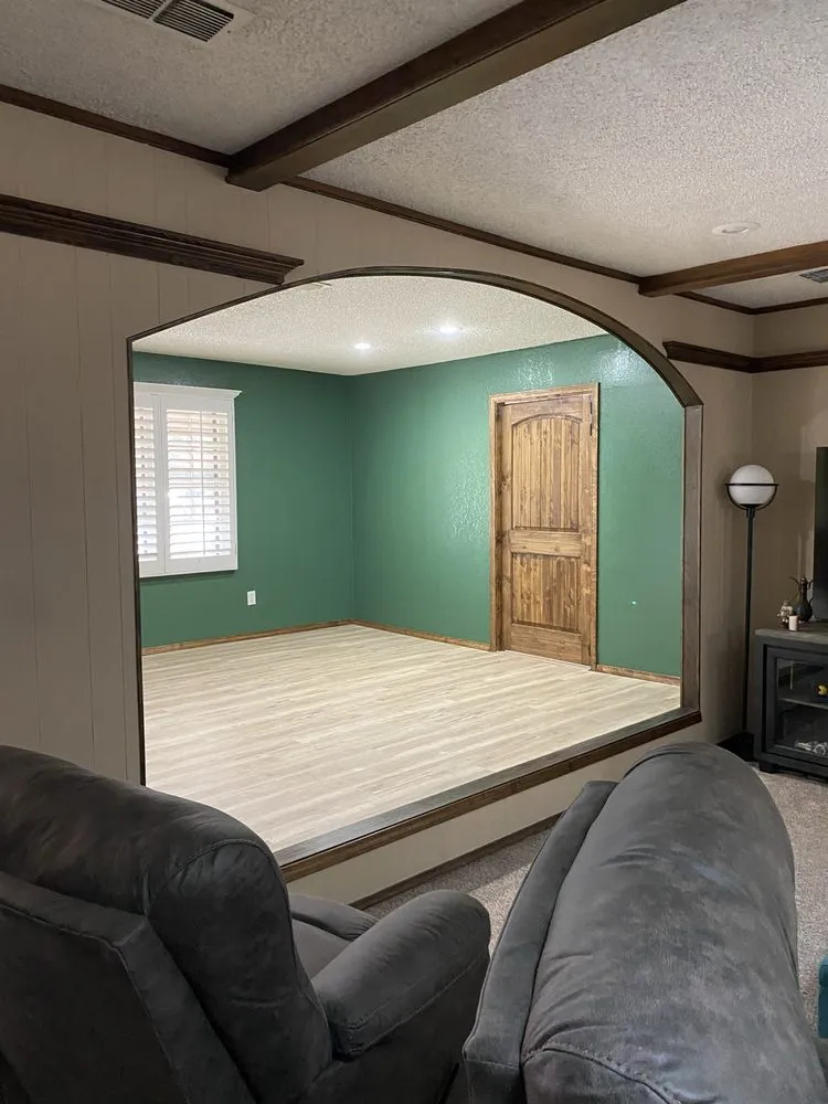 Affordable yard maintenance in Levelland, TX - Tommys Construction & Lawn Service