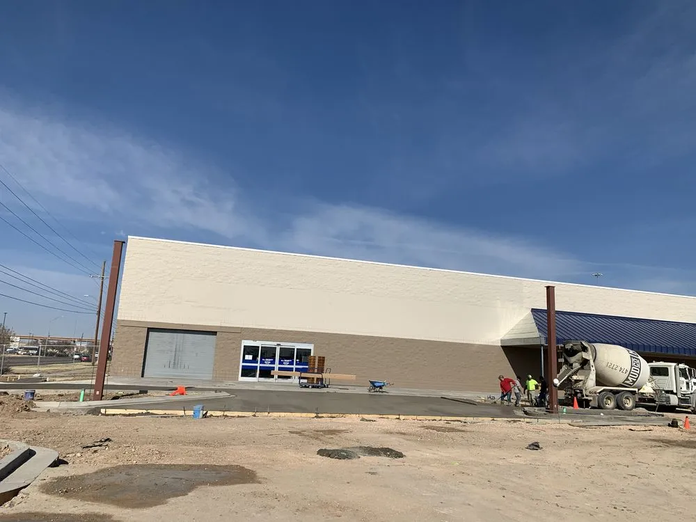 Top-rated landscape installation experts serving Levelland, TX - Tommys Construction & Lawn Service