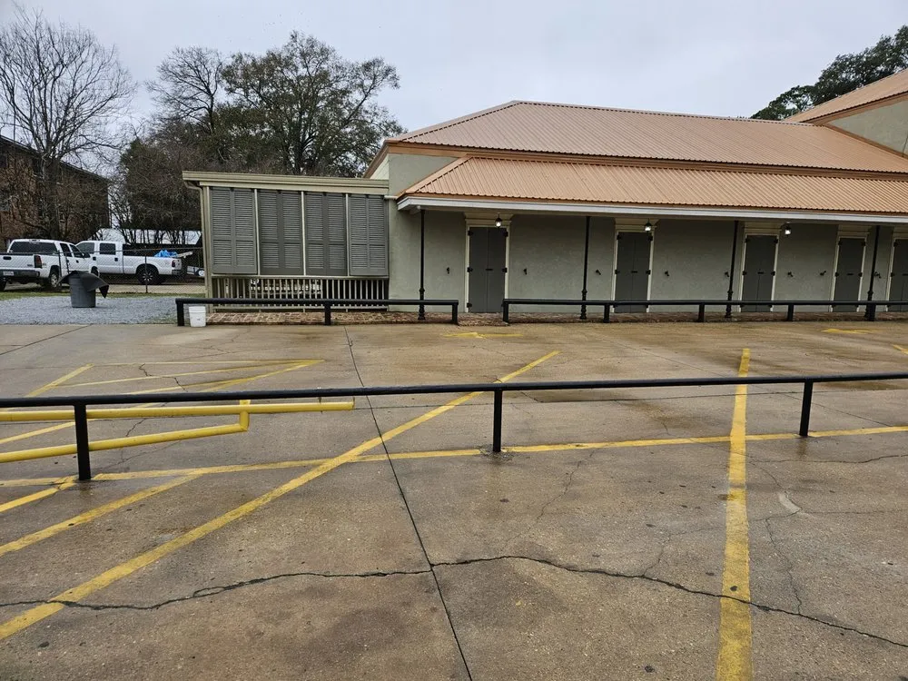 Reliable landscape design in Breaux Bridge, LA by Tommy's Lawn & Landscaping Services