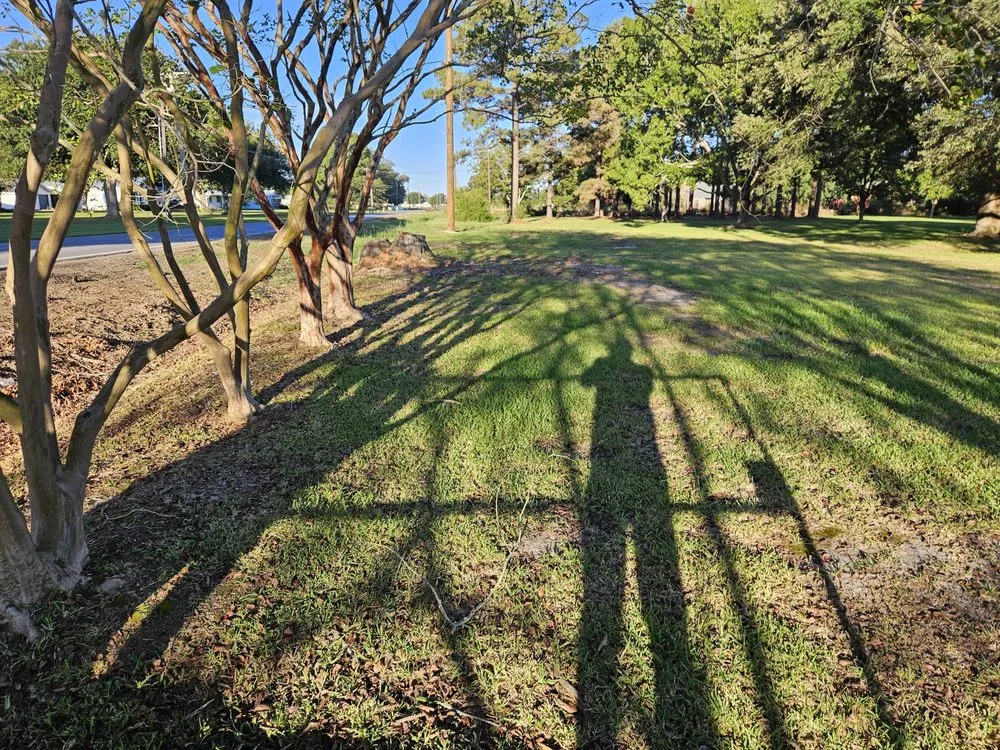 Trusted landscape installation in Breaux Bridge, LA - Tommy's Lawn & Landscaping Services