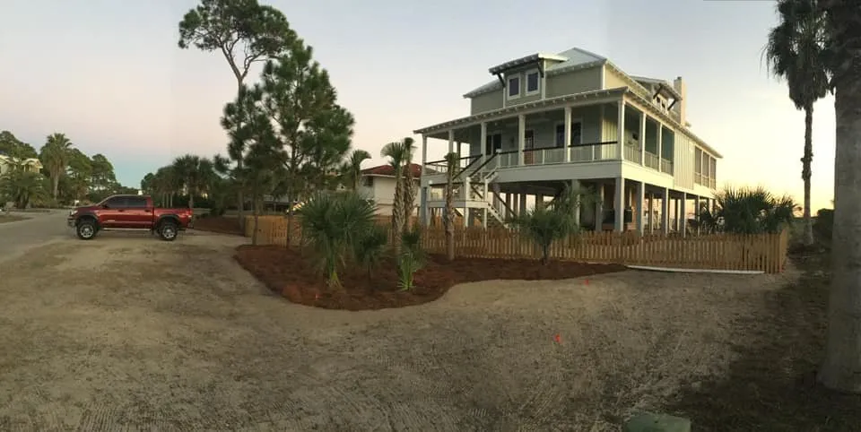 Expert lawn care service in Azalea Park, FL - Tommy’s Tree Service & Debris Removal