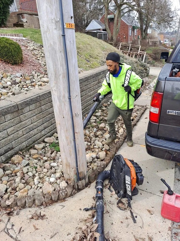 Trusted landscape installation experts serving Swissvale, PA - Tommyz Grass cutterz