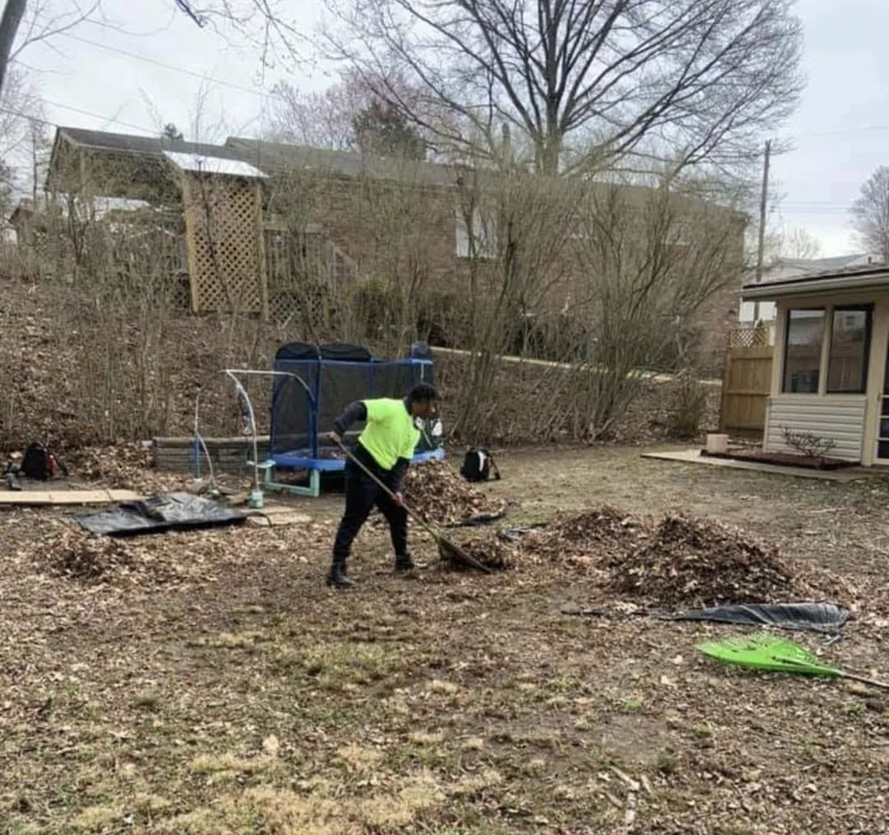 Local lawn care service for homes across Swissvale, PA - Tommyz Grass cutterz