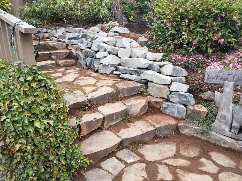 Professional lawn care service experts serving Gearhart, OR - Tom's NW Landscaping