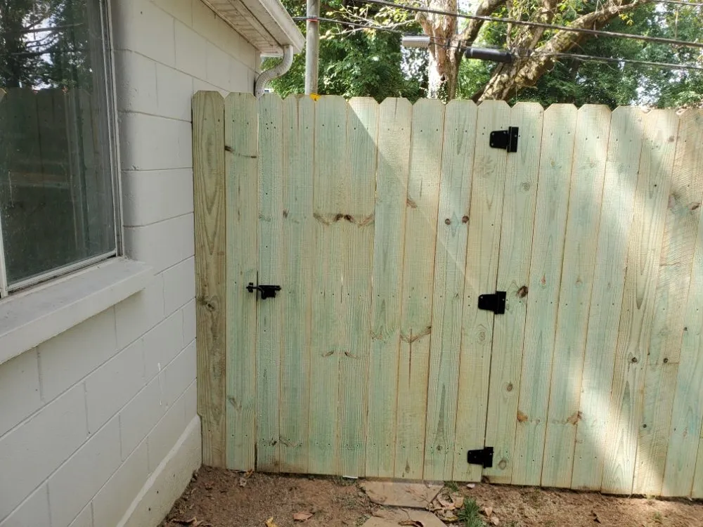 Expert garden landscaping experts serving Louisville, KY - Tom's Total Landscaping Service