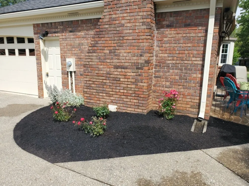 Trusted landscape installation for homes across Louisville, KY - Tom's Total Landscaping Service