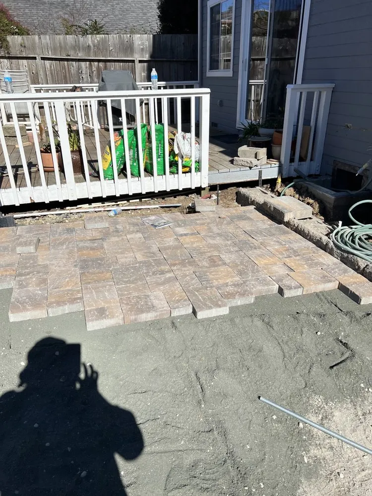 Professional landscape design for residential properties in East Palo Alto, CA by Tonga Alignment Construction Company