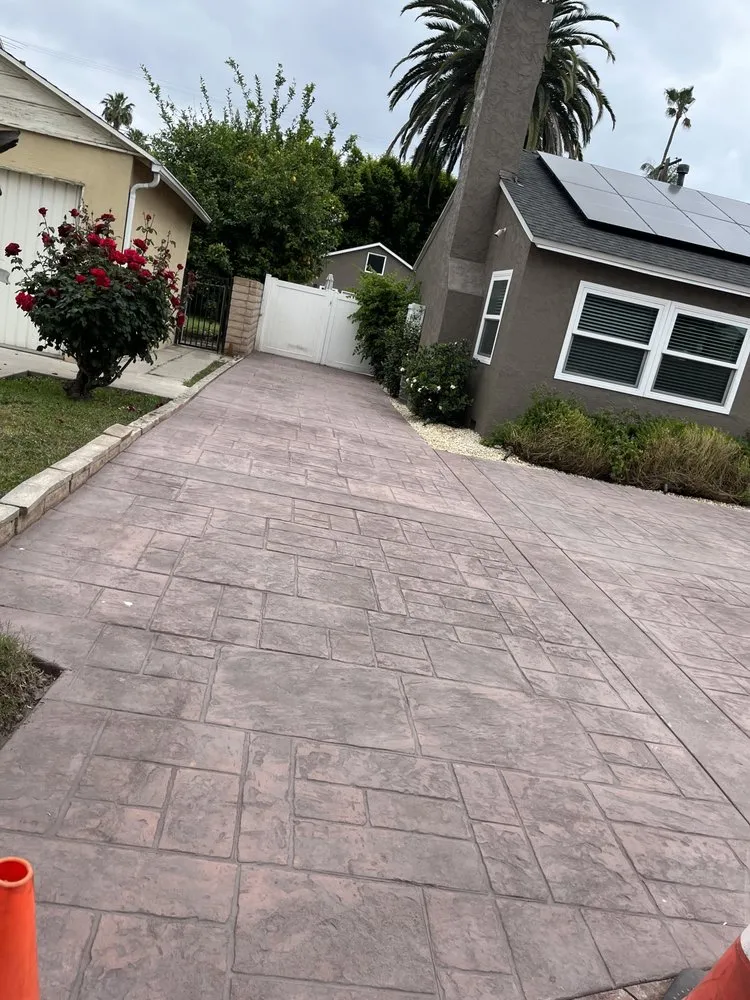 Local landscape design in San Fernando Valley, CA by Tonie’s Landscape & Concrete