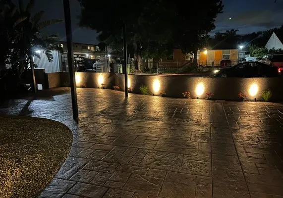 Tonie’s Landscape & Concrete Logo