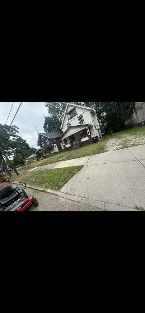 Affordable residential landscaping in Akron, OH - Tonios Magic Hands