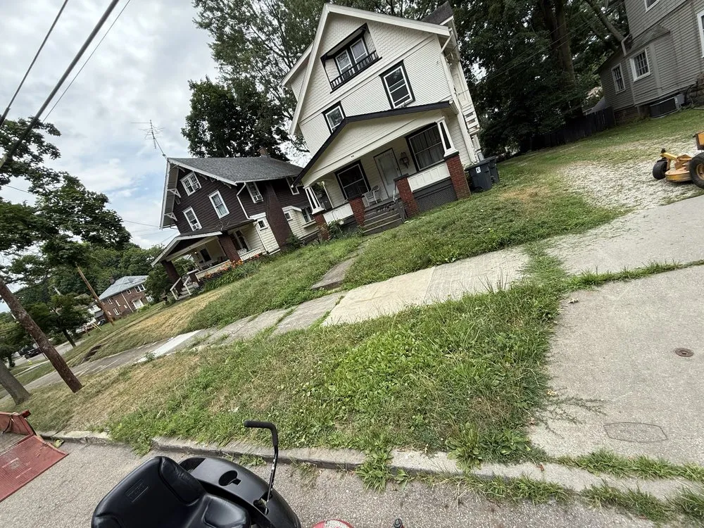 Affordable lawn mowing service in Akron, OH by Tonios Magic Hands