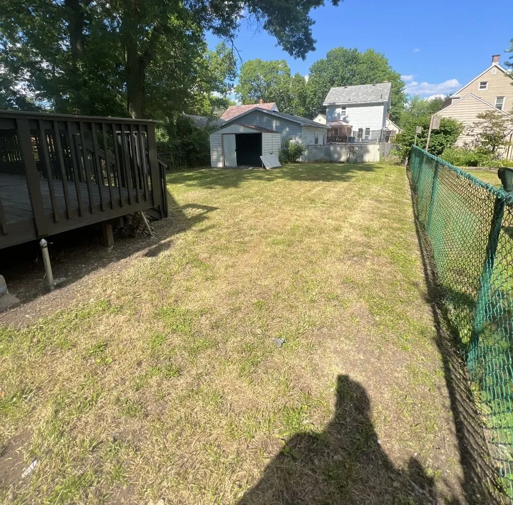 Professional yard cleanup service for homes across Akron, OH - Tonios Magic Hands