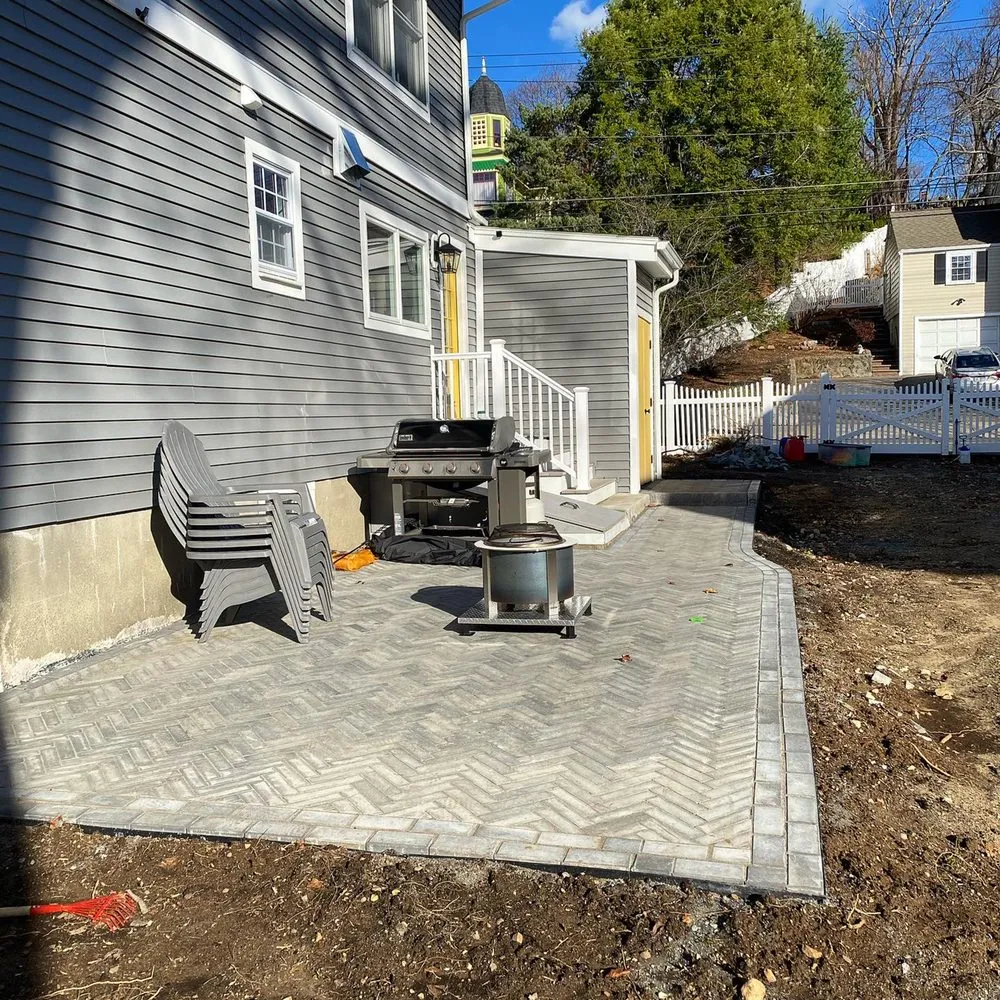 Professional garden landscaping in Saugus, MA - Tony Colella Landscaping