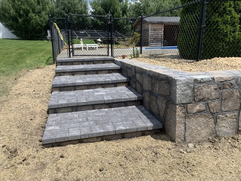 Expert lawn care service in Stormville, NY - Tony Contruction & Landscaping