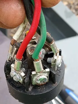 Tony Landscaping Logo