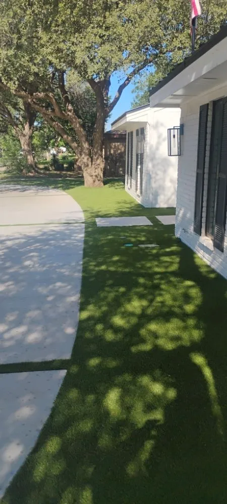 Reliable lawn mowing service experts serving Midland, TX - Tony Turf