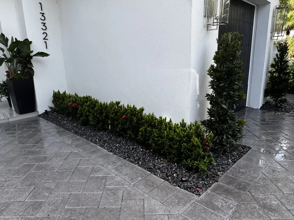 Custom outdoor landscaping in Jupiter, FL - Tony’s Landscaping