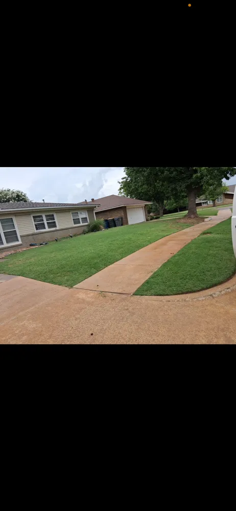Reliable yard cleanup service experts serving Oklahoma City, OK - Tony’s Landscaping