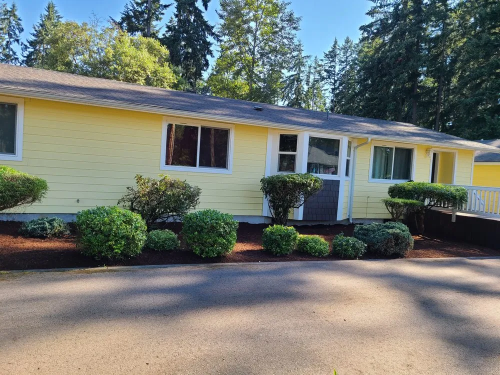 Top-rated lawn mowing service near you in Puyallup, WA by Tony's Landscaping