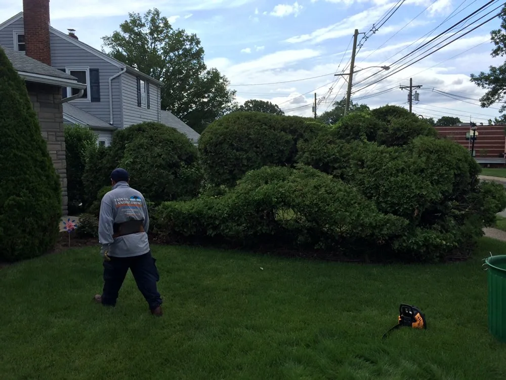 Professional lawn mowing service experts serving Totowa, NJ - Tony's Landscaping