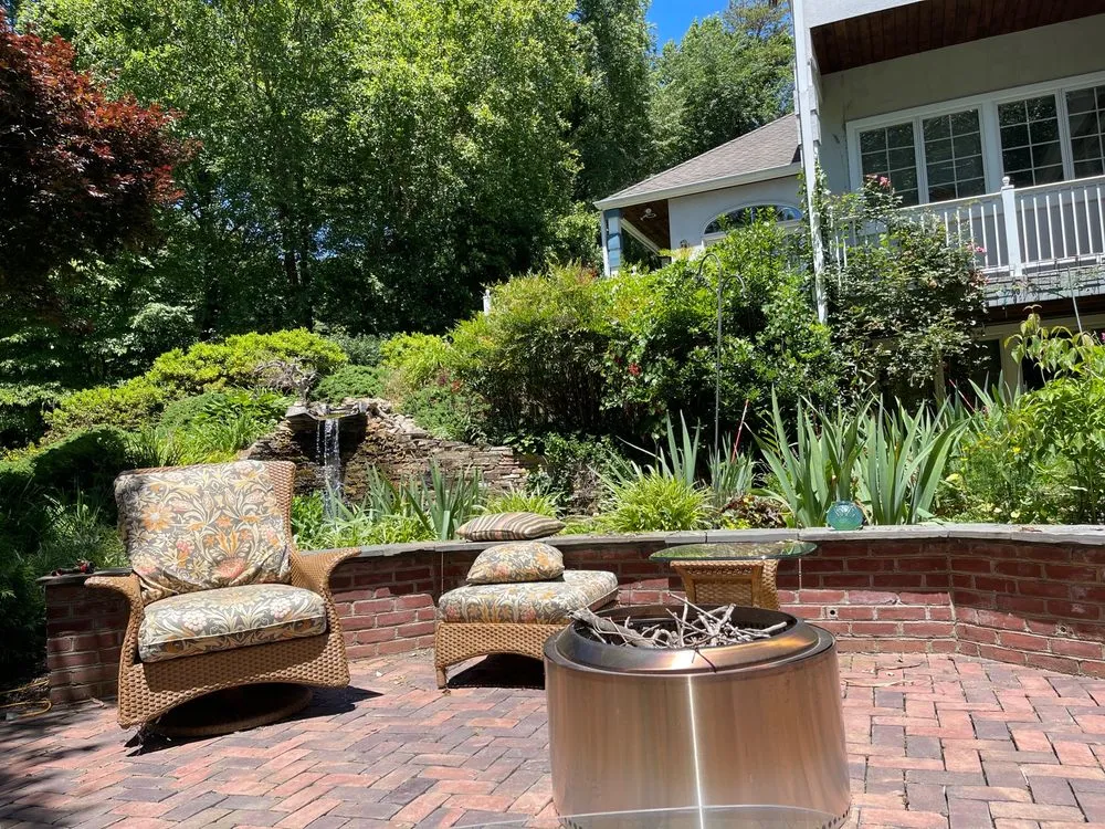 Professional landscape installation experts serving Elkridge, MD - Tony's Lawn & Garden