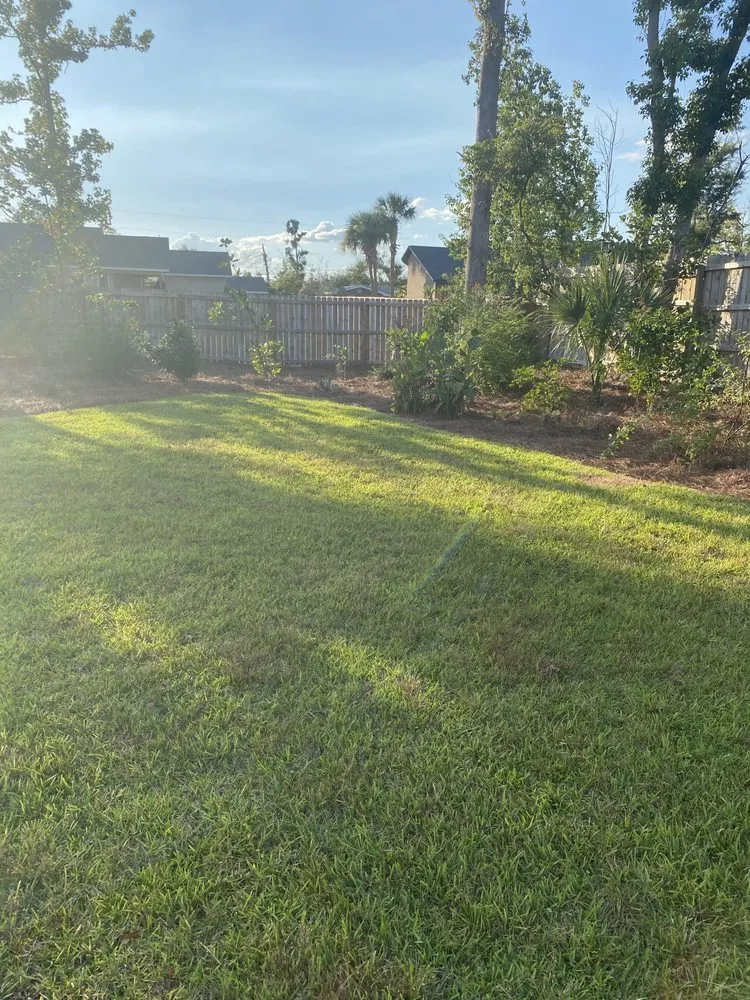 Expert garden landscaping in Panama City, FL by Tony's Lawn And Landscaping