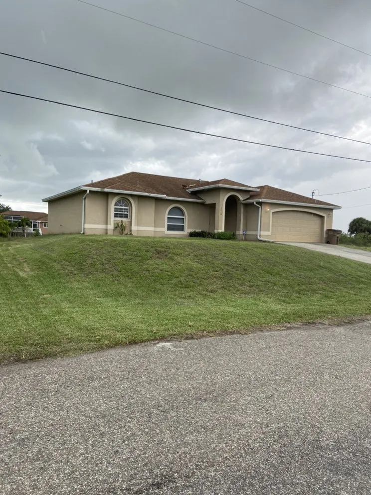 Reliable yard cleanup service for year-round maintenance in Lehigh Acres, FL by Tony’s Lawn Care & Pressure Washing