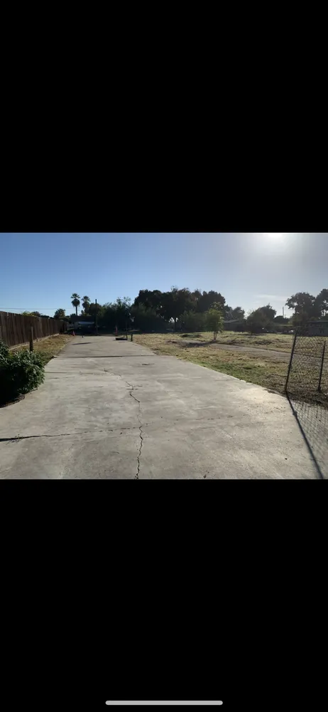 Custom landscaping services experts serving Modesto, CA - Tony’s Lawn Care Services