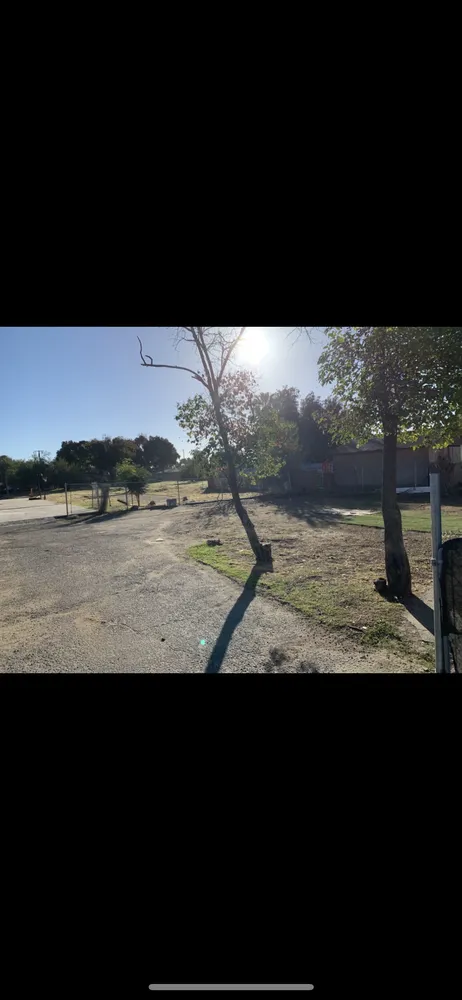 Expert garden landscaping experts serving Modesto, CA - Tony’s Lawn Care Services