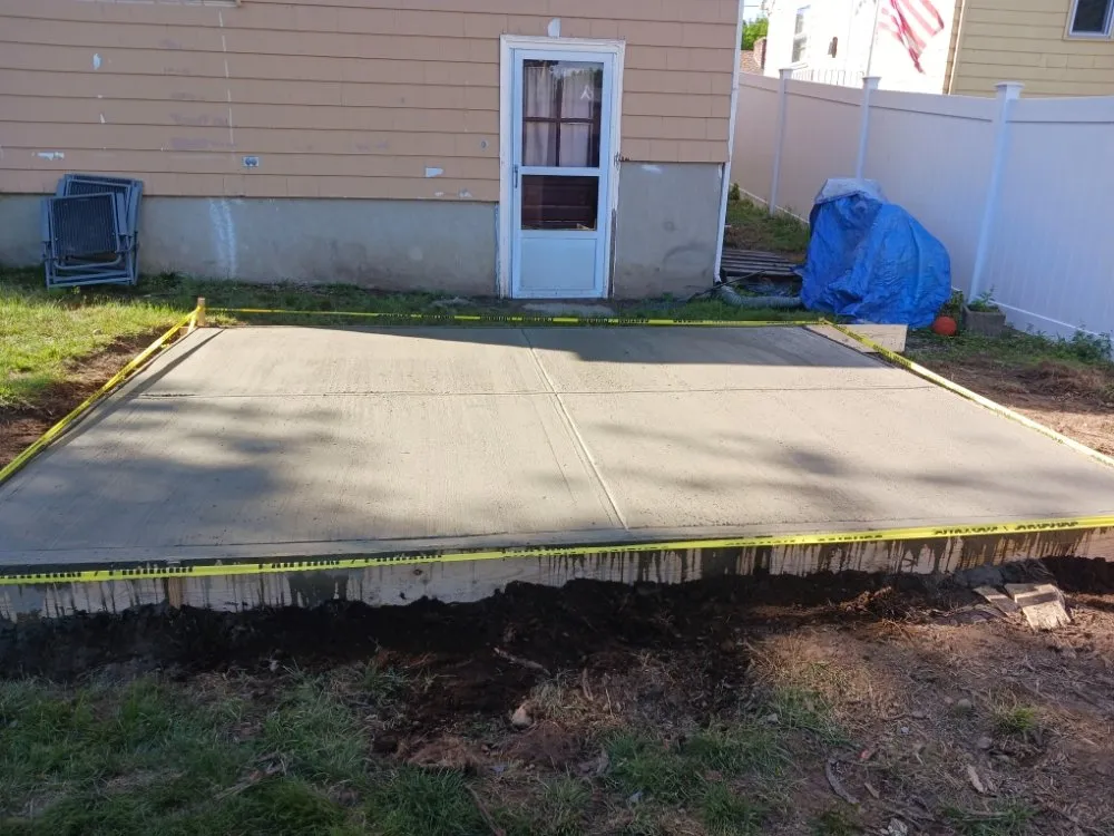 Top-rated landscaping services experts serving Pawtucket, RI - Tony's Lawn Garden