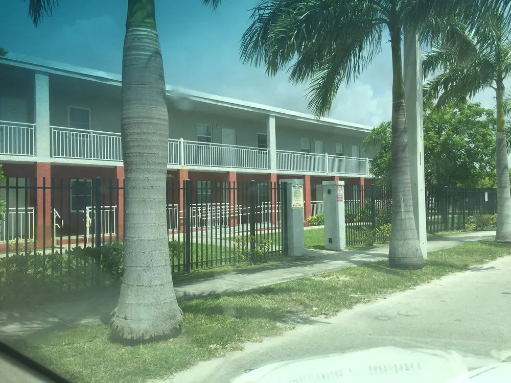 Expert lawn care service for residential properties across North Miami, FL - Tonys Lawn Services