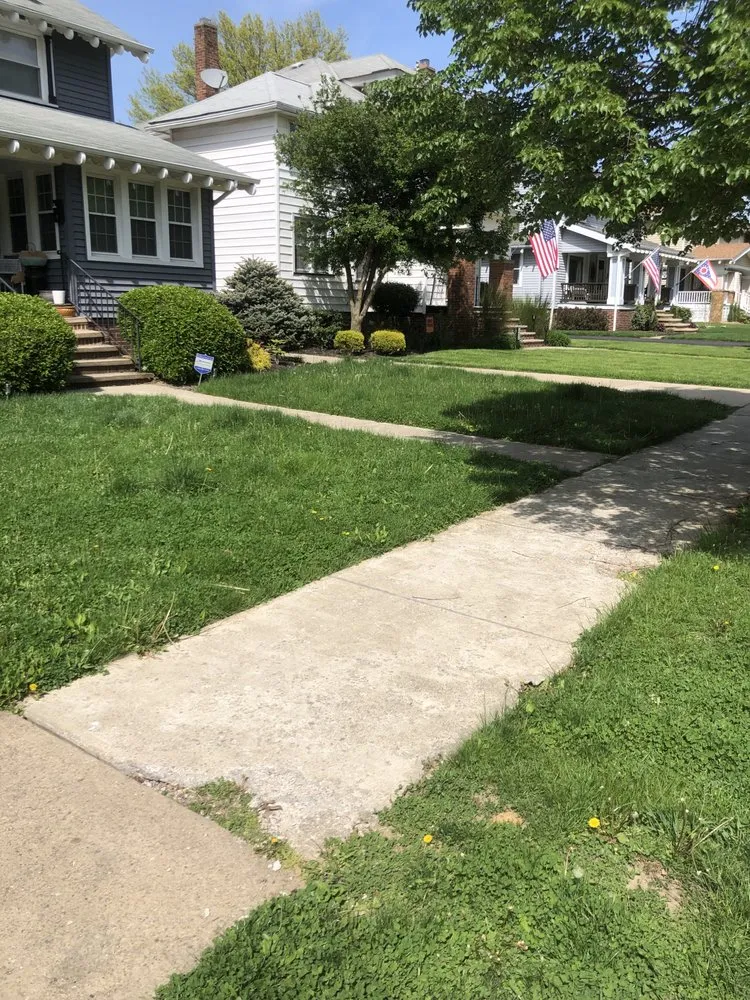 Trusted yard maintenance for beautiful yards in Cleveland, OH by Tony’s Lawncare