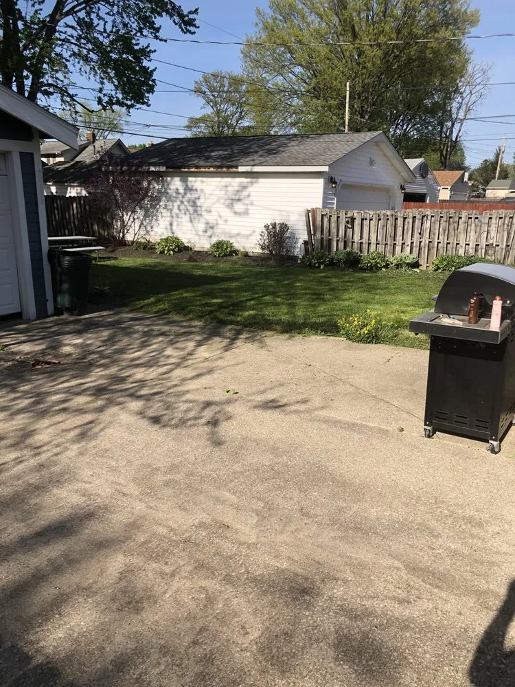 Reliable lawn mowing service for year-round maintenance across Cleveland, OH - Tony’s Lawncare