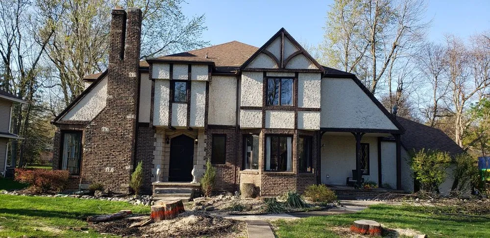 Professional yard cleanup service for beautiful yards across Cheektowaga, NY - Tony's Tree and Landscaping