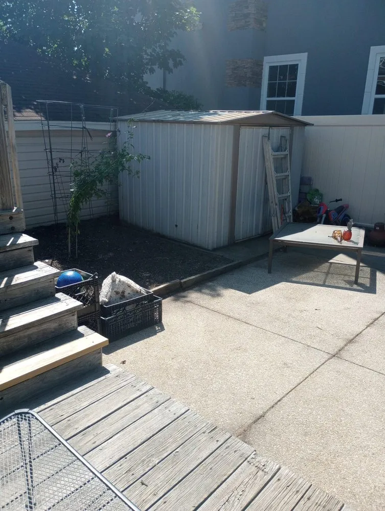 Reliable landscape design for homes in West Hempstead, NY by Tonys Trimmy Touch