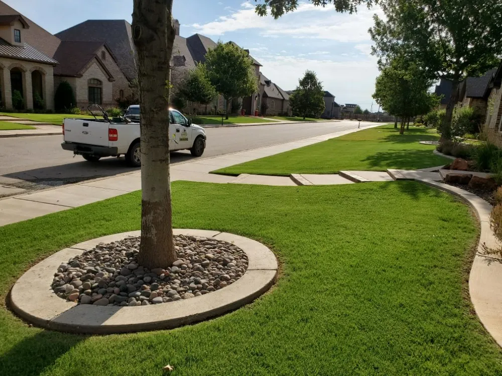 Custom lawn mowing service experts serving lubbock, TX - Too Good Lawn Care