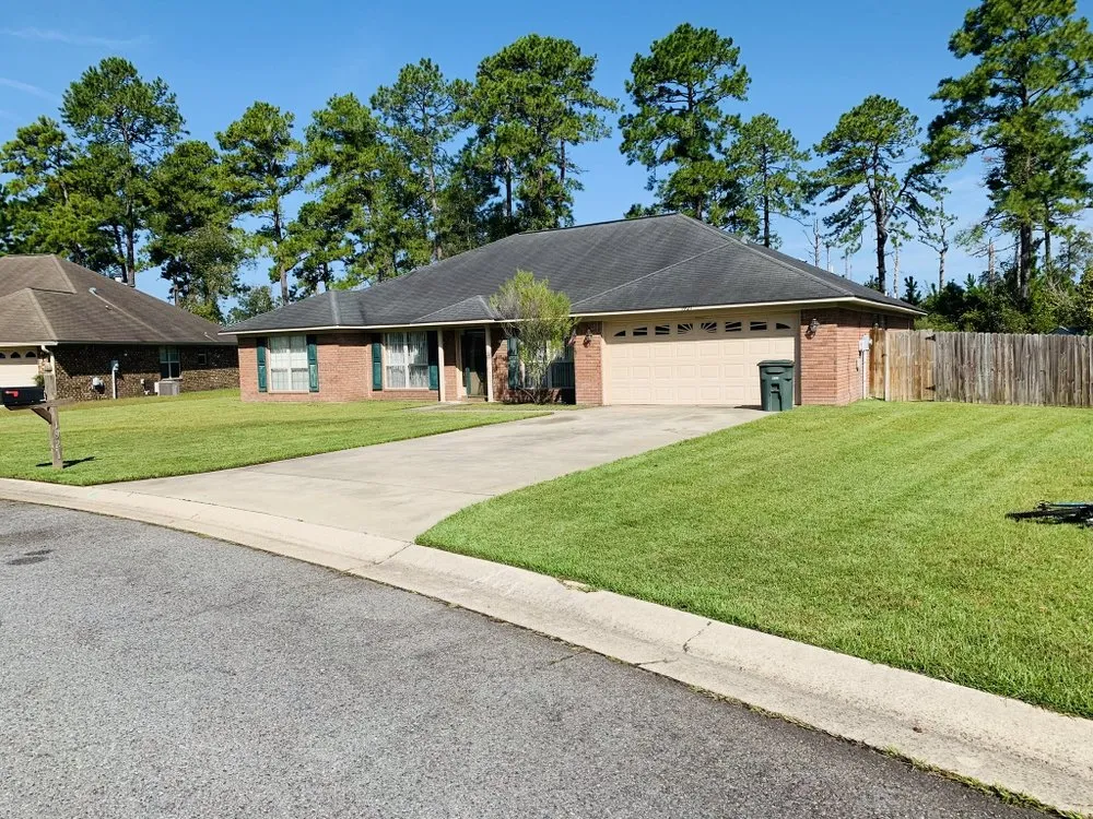 Professional landscape installation for beautiful yards across Allenhurst, GA - TooEasy Cuts