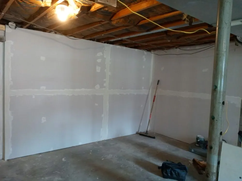 Expert lawn mowing service in Zanesville, OH - Toombs Residential Home Improvement