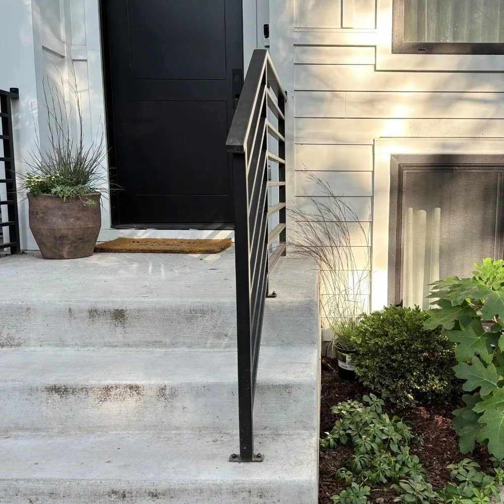 Affordable outdoor landscaping experts serving Chicago, IL - Toots and Roots