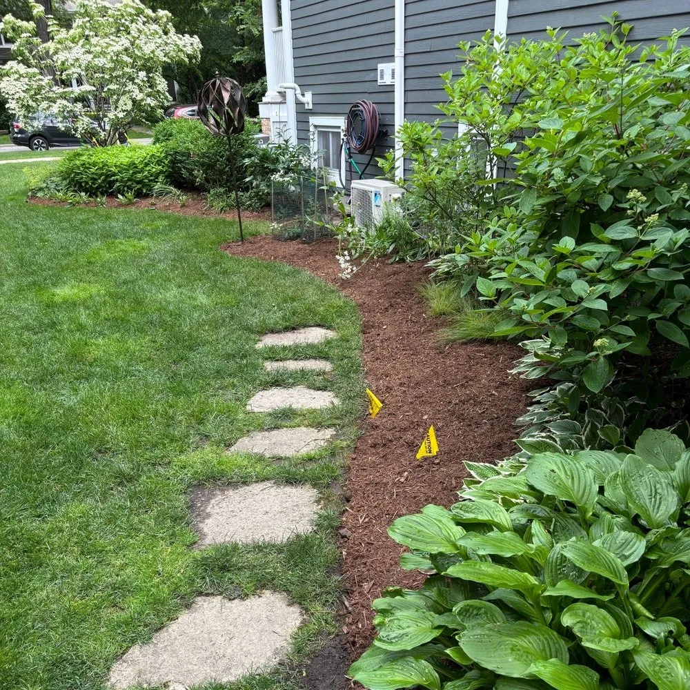 Custom outdoor landscaping in Chicago, IL by Toots and Roots