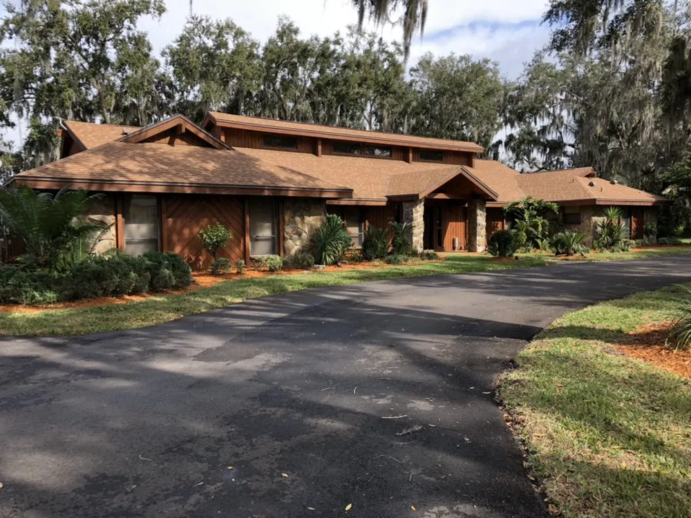 Local yard cleanup service experts serving Orange City, FL - Top Care Ground Control