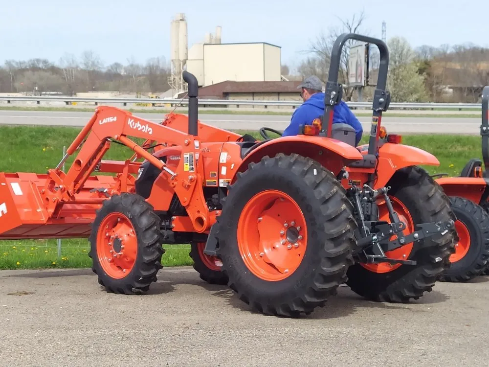 Professional yard cleanup service in Junction City, OH by Top cut lawn mowing